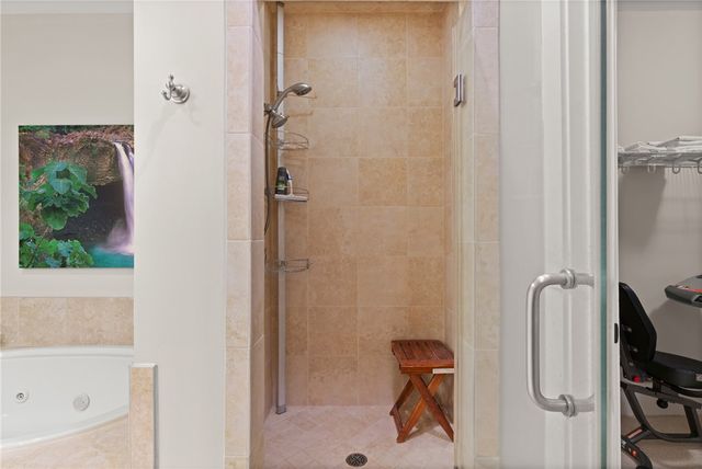 800 Ocean Blvd 204, St Simons Island, GA 31522