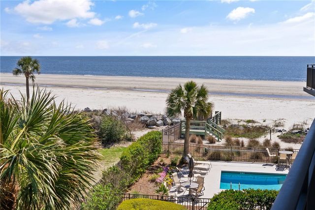 800 Ocean Blvd 204, St Simons Island, GA 31522