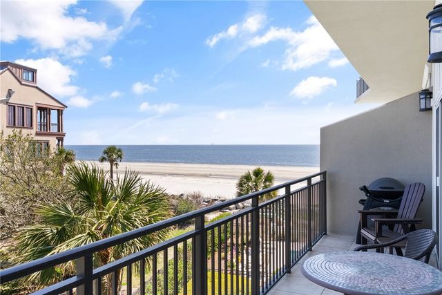 800 Ocean Blvd 204, St Simons Island, GA 31522