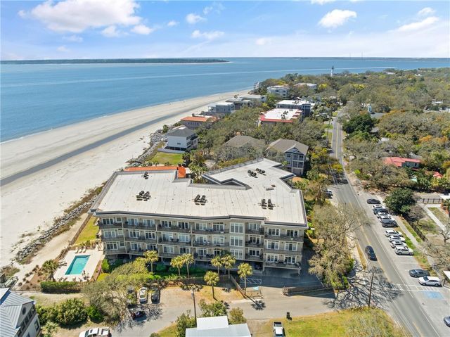 800 Ocean Blvd 204, St Simons Island, GA 31522