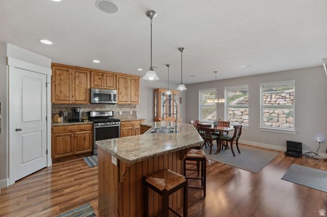 8804 S MILLRACE VIEW CIR, West Jordan, UT 84088