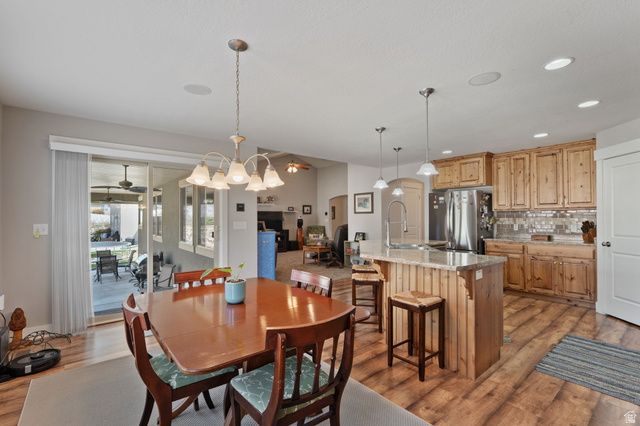 8804 S MILLRACE VIEW CIR, West Jordan, UT 84088