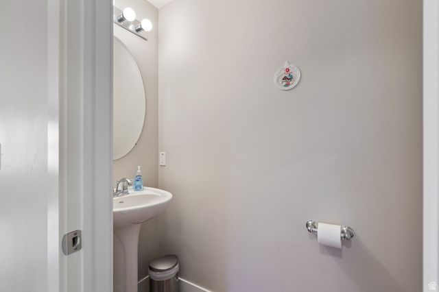 8804 S MILLRACE VIEW CIR, West Jordan, UT 84088