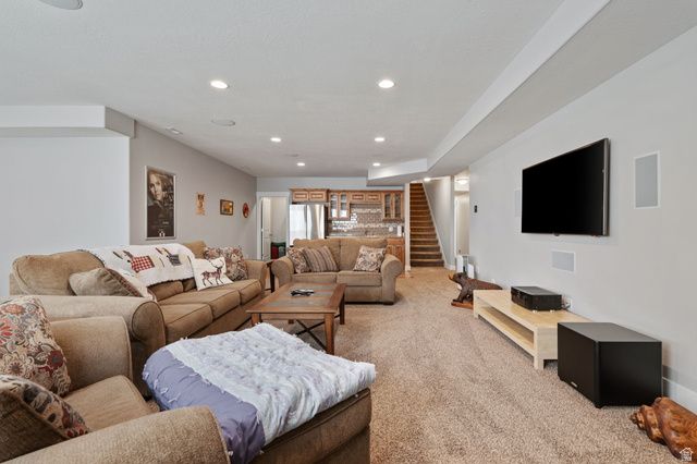 8804 S MILLRACE VIEW CIR, West Jordan, UT 84088