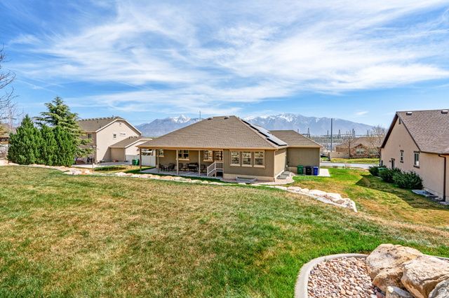 8804 S MILLRACE VIEW CIR, West Jordan, UT 84088