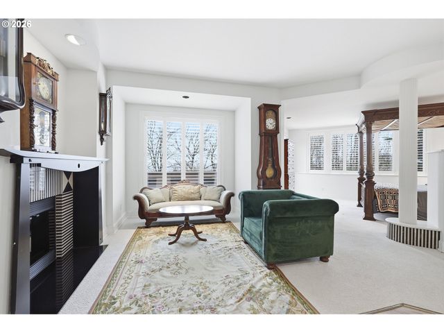 1122 Nw SUMMIT Ave, Portland, OR 97210