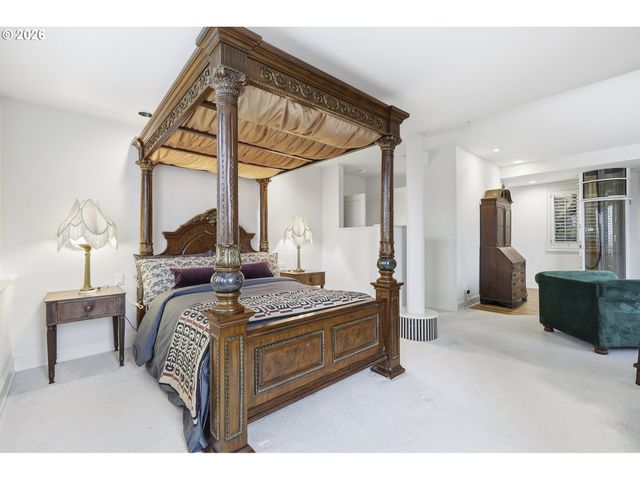 1122 Nw SUMMIT Ave, Portland, OR 97210