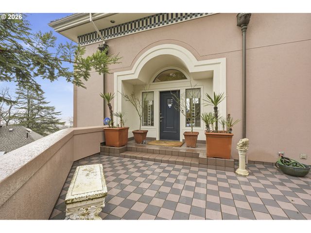 1122 Nw SUMMIT Ave, Portland, OR 97210