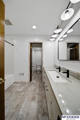 1429 N William Avenue, Fremont, NE 68025