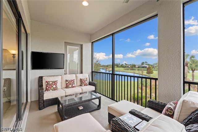 12041 Covent Garden CT 2202, Naples, FL 34120