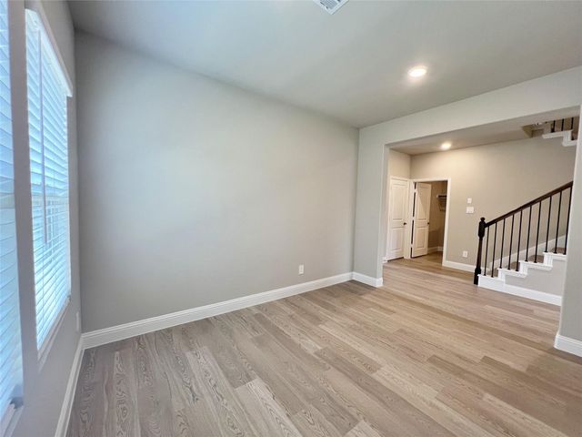 678 Woodland Avenue, Lavon, TX 75166