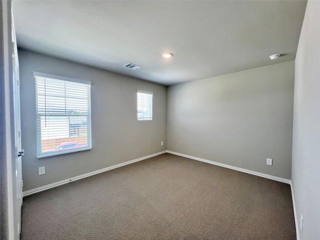 678 Woodland Avenue, Lavon, TX 75166