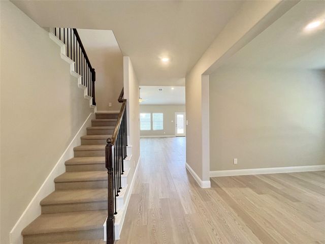 678 Woodland Avenue, Lavon, TX 75166