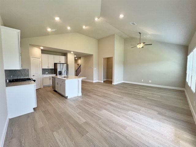 678 Woodland Avenue, Lavon, TX 75166