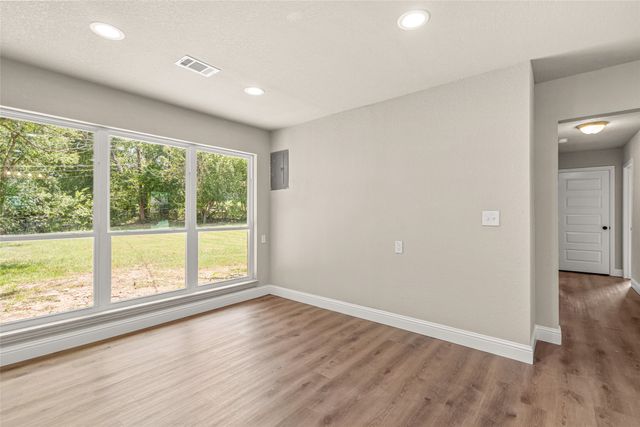 6402 Claude Court, Fort Worth, TX 76135