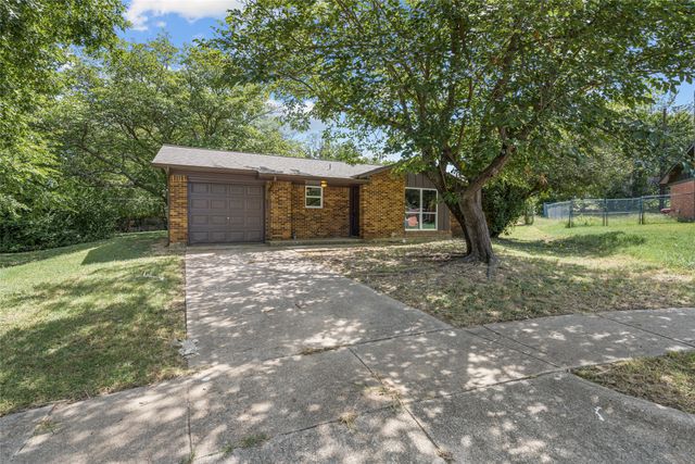 6402 Claude Court, Fort Worth, TX 76135