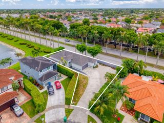 15950 SW 71st Terrace, Miami, FL 33193
