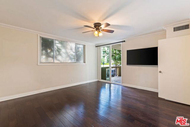 11970 Montana Avenue 108, Los Angeles, CA 90049