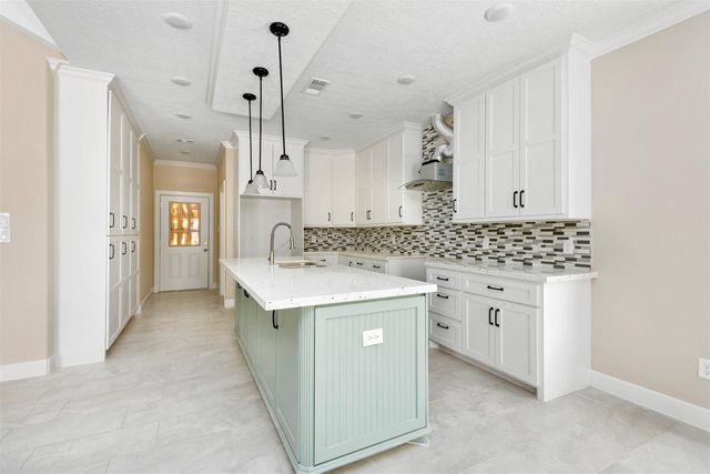 187 Road 7002, Cleveland, TX 77327