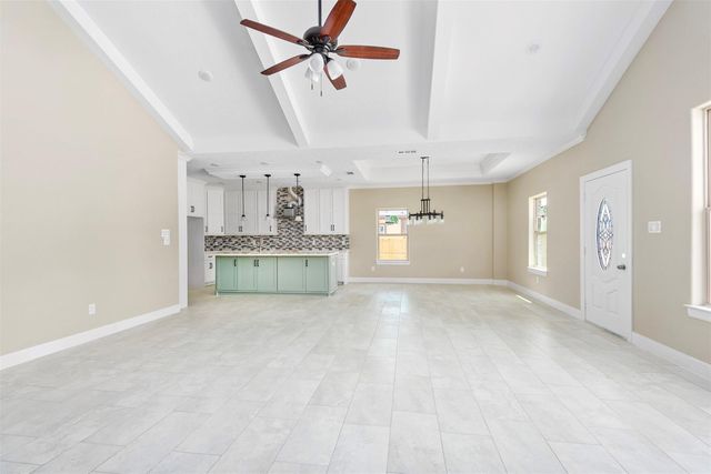 187 Road 7002, Cleveland, TX 77327