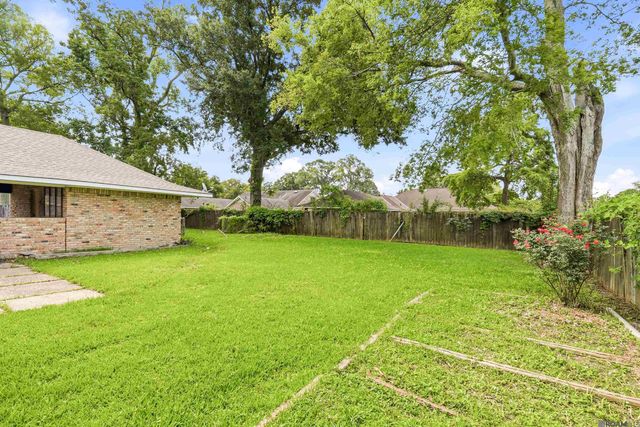 5626 Monmouth Ave, Baton Rouge, LA 70808