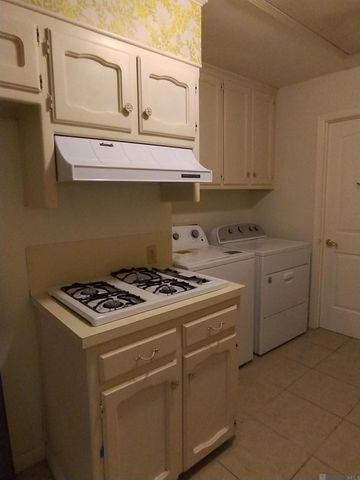 5626 Monmouth Ave, Baton Rouge, LA 70808