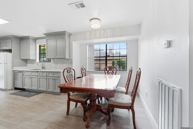 5626 Monmouth Ave, Baton Rouge, LA 70808