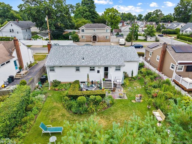 1219 Warwick Street, Uniondale, NY 11553