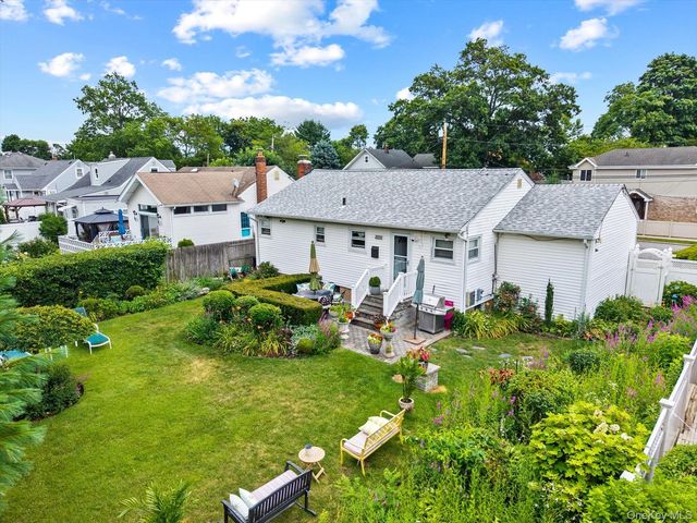 1219 Warwick Street, Uniondale, NY 11553