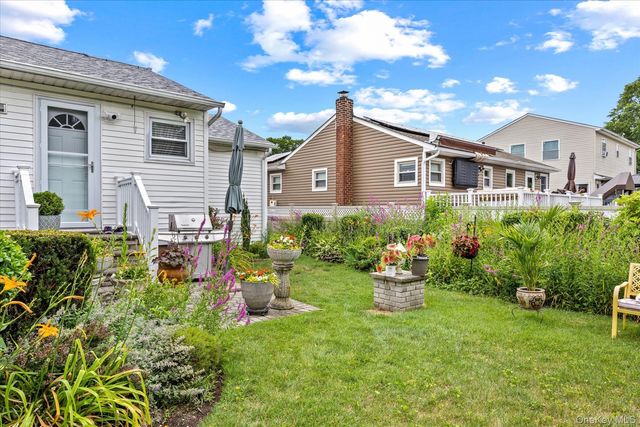 1219 Warwick Street, Uniondale, NY 11553