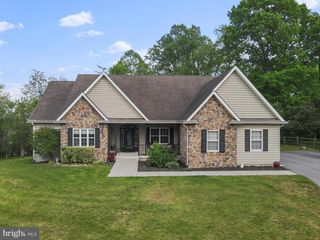 396 BRAEBURN DRIVE, Martinsburg, WV 25403