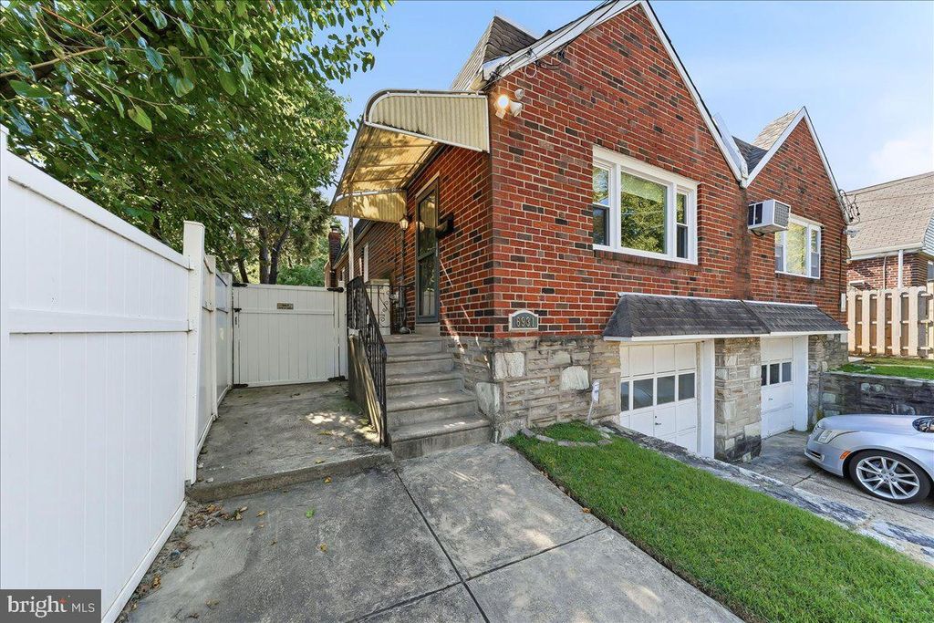 6931 OAKLEY ST, PHILADELPHIA, PA 19111 — photo 2