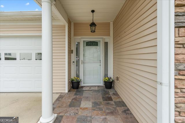 9821 Reflections Dr, Villa Rica, GA 30180