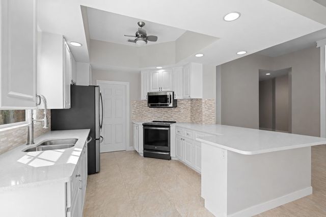 7813 Quida Drive, West Palm Beach, FL 33411