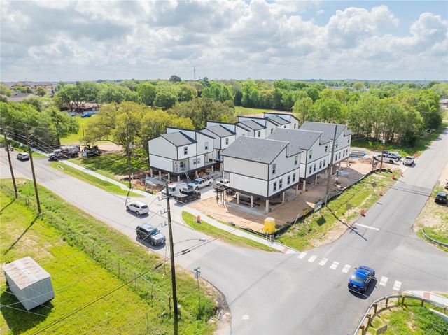 32001 Waller Tomball Road 101, Waller, TX 77484