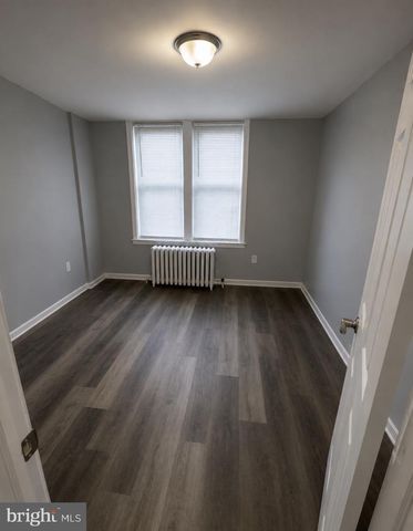 1576 W KING ST, York, PA 17404