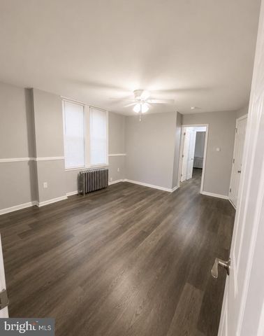 1576 W KING ST, York, PA 17404