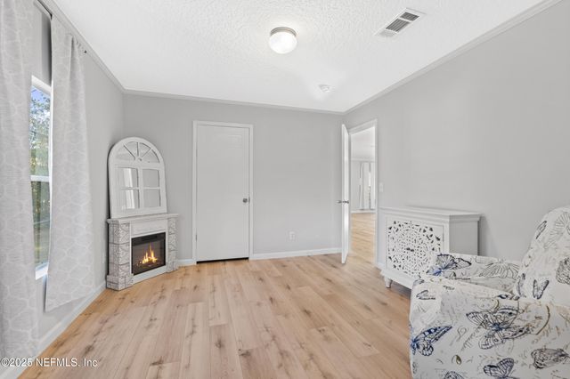 9032 COMMONWEALTH Avenue, Jacksonville, FL 32220