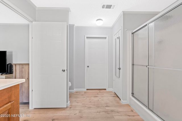 9032 COMMONWEALTH Avenue, Jacksonville, FL 32220