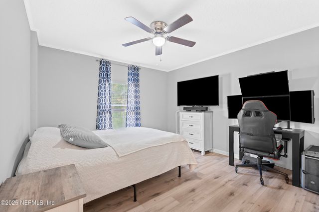 9032 COMMONWEALTH Avenue, Jacksonville, FL 32220