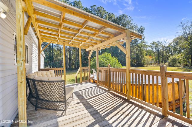 9032 COMMONWEALTH Avenue, Jacksonville, FL 32220