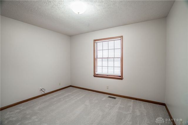 830 Pinehurst Drive, Tipp City, OH 45371