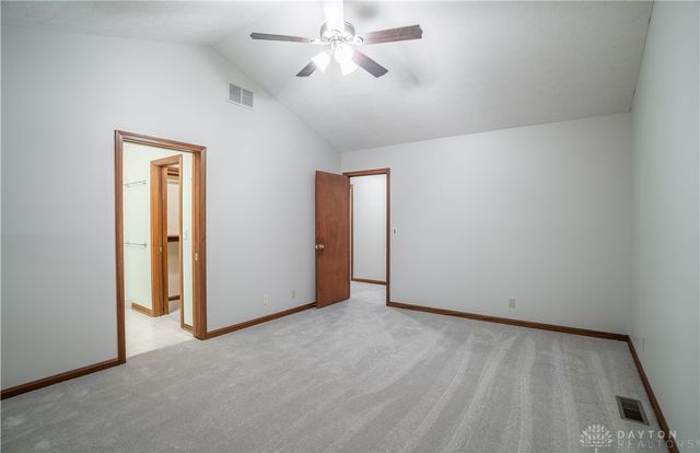 830 Pinehurst Drive, Tipp City, OH 45371