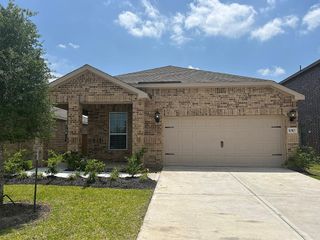 1010 Whispering Winds Drive, Beasley, TX 77417