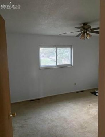 2802 Flintridge Drive T, Colorado Springs, CO 80918