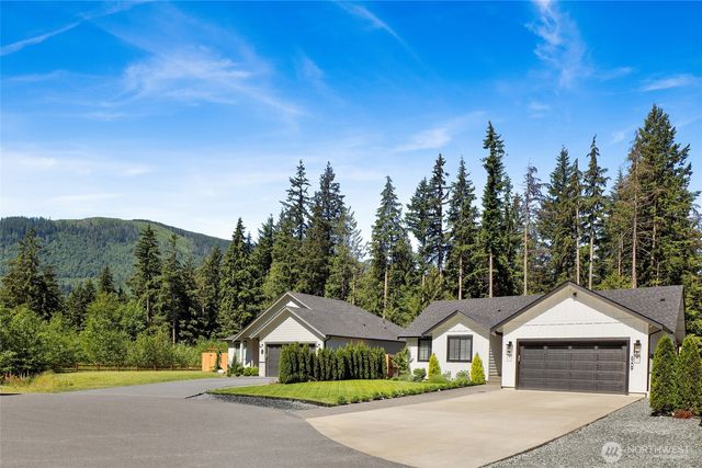 8209 Colfax Court, Maple Falls, WA 98266
