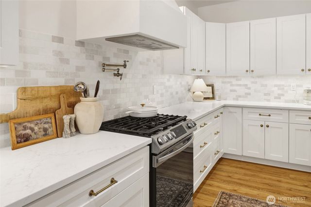 8209 Colfax Court, Maple Falls, WA 98266
