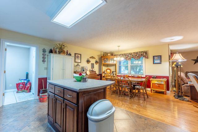 63 Harmons Way, Somerset, KY 42503