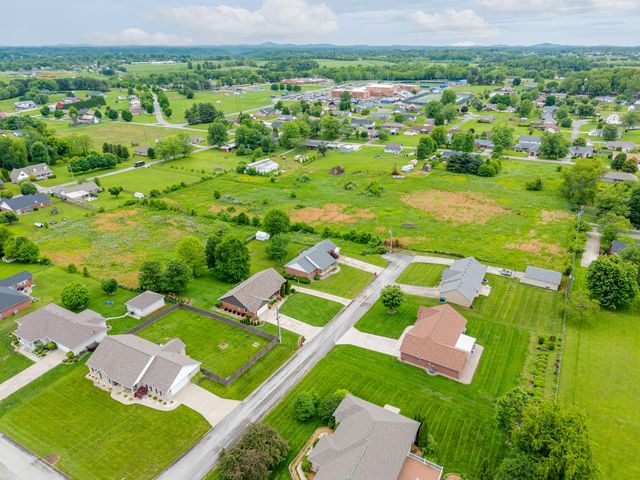 63 Harmons Way, Somerset, KY 42503