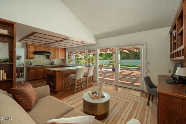 2909 Hopeton Road, La Crescenta, CA 91214